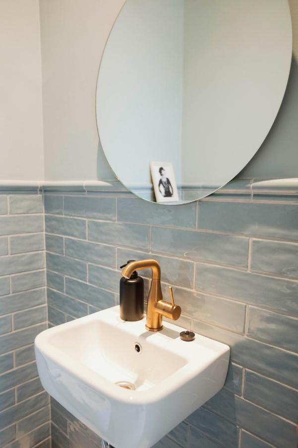 Oever House Apartment แอนต์เวิร์ป ภายนอก รูปภาพ